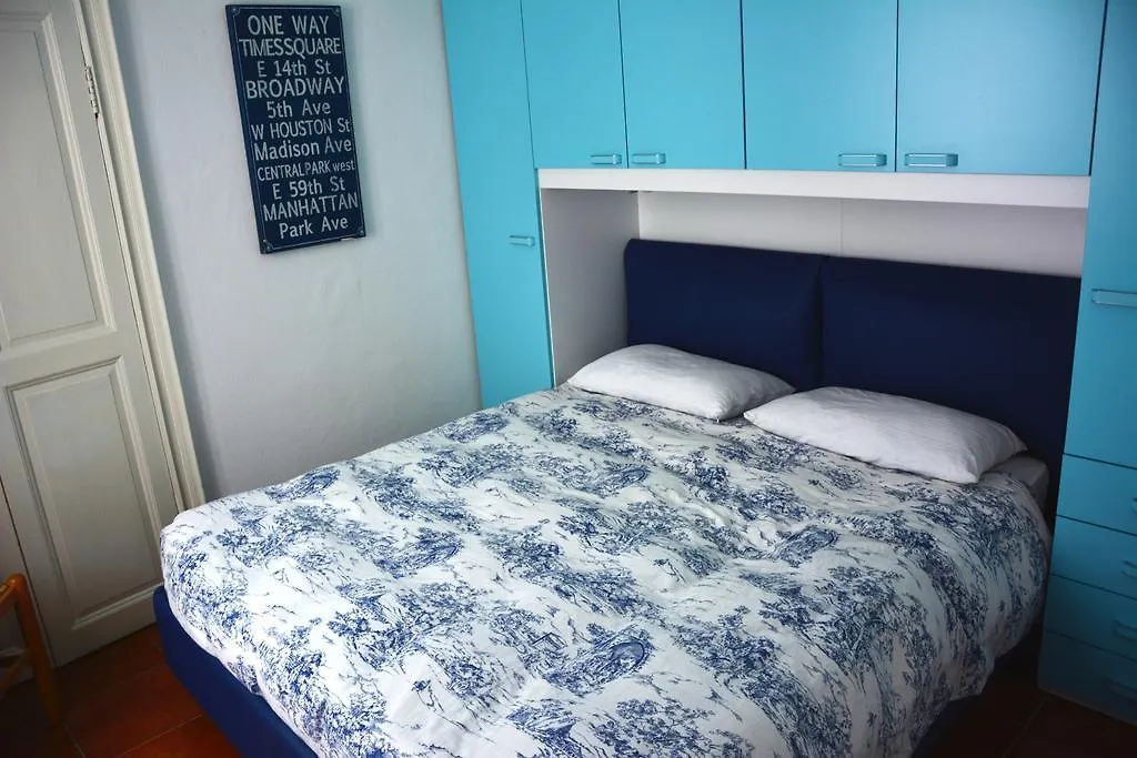 Old Fisherman House Apartment Arma di Taggia 0*,  Italy