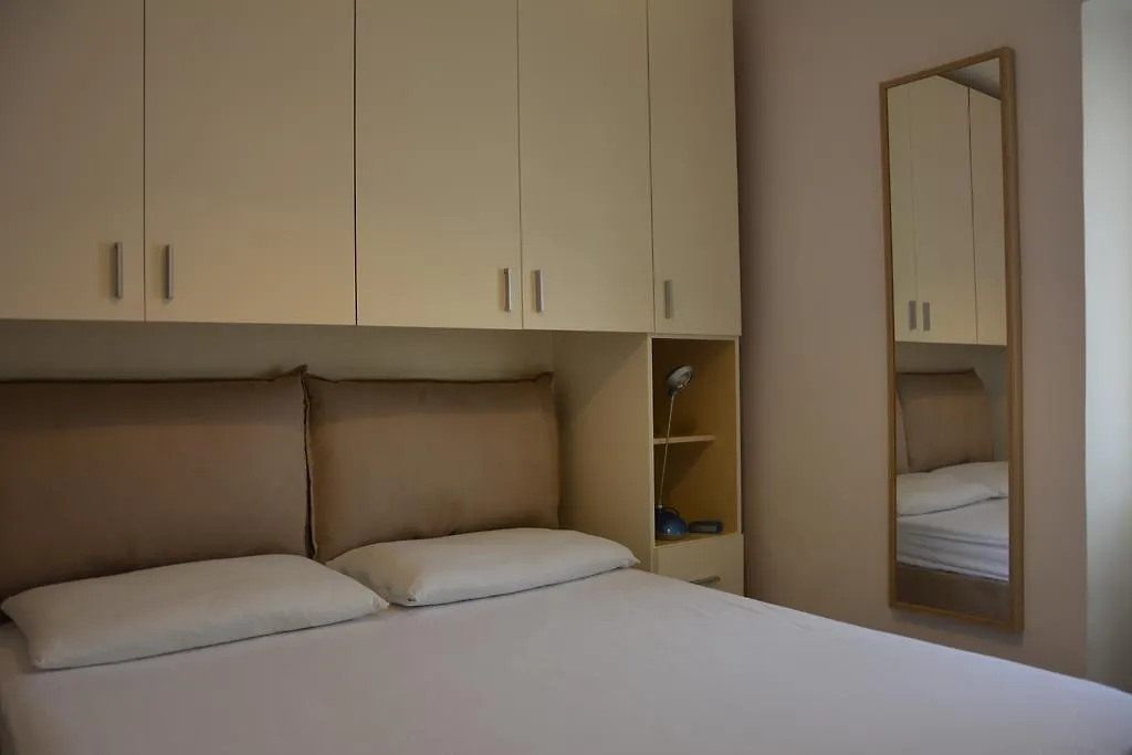 Old Fisherman House Apartment Arma di Taggia 0*,